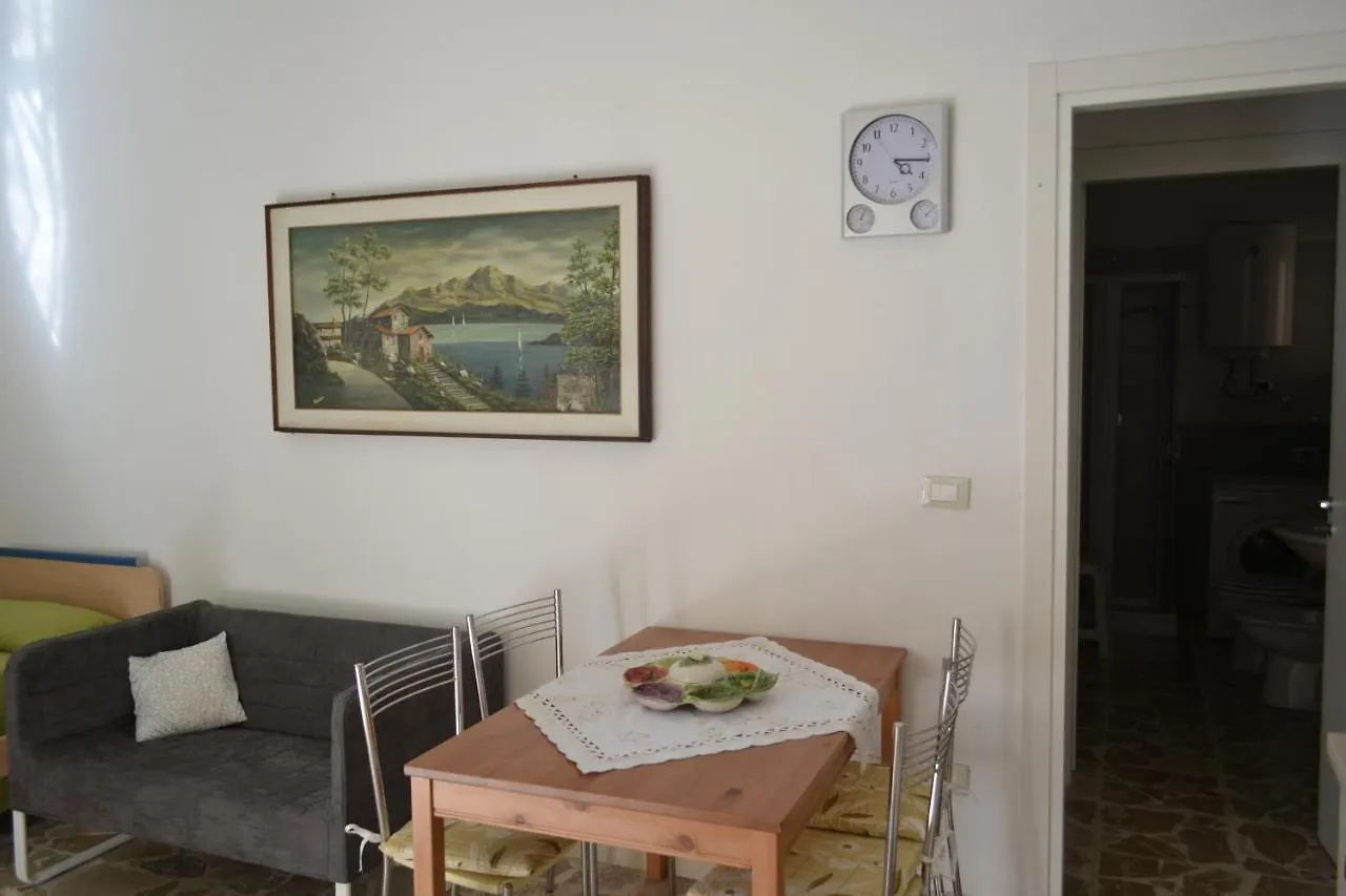 Netum Villa Noto 0*,  Italia